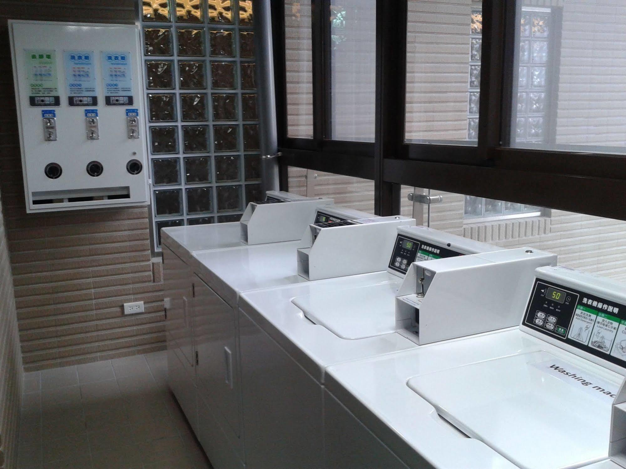Capital Hotel Songshan Тайпей Екстериор снимка